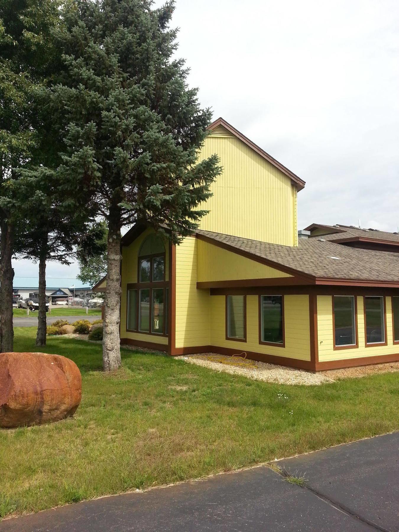 Nisswa Inn And Suites Exterior photo
